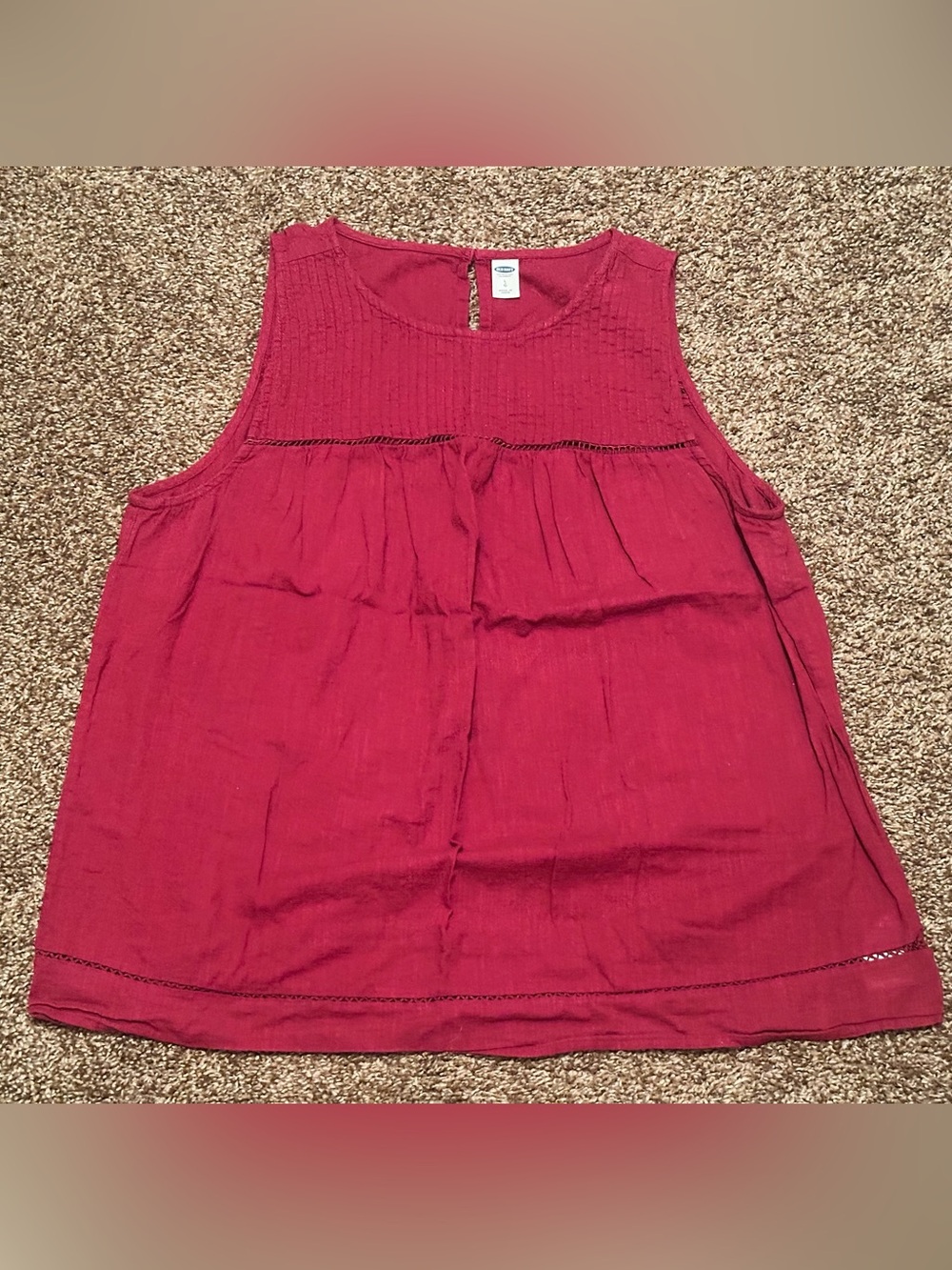 Old Navy Women's Sleeveless Lace-Trim Tank Top - Garnet Red size Large